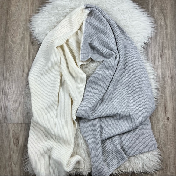 The Cashmere Project colorblock ribbed scarf 100% cashmere - Picture 3 of 5